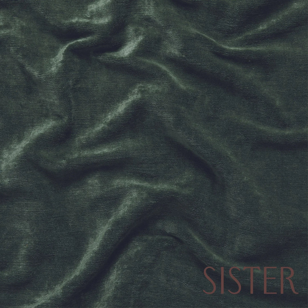 KATE-TAYLOR-COLLECTIVE-YARN-COLLECTIVE-ATLAS-LINEN-VELVET-ABYSS-FABRIC-LOOSE-SAMPLE