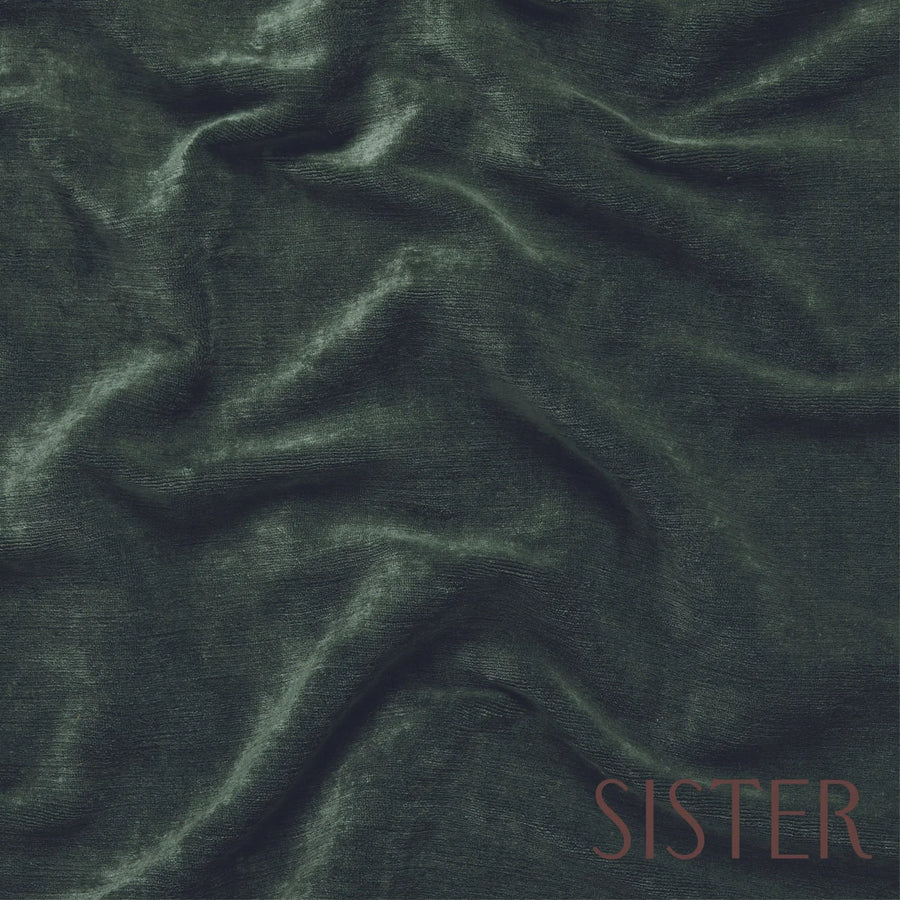 KATE-TAYLOR-COLLECTIVE-YARN-COLLECTIVE-ATLAS-LINEN-VELVET-ABYSS-FABRIC-LOOSE-SAMPLE