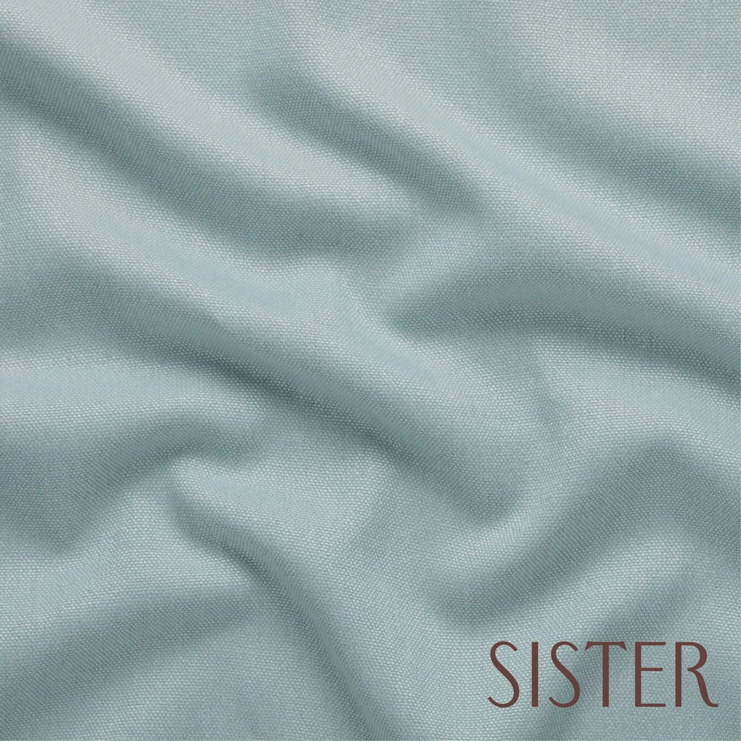 KATE-TAYLOR-COLLECTIVE-YARN-COLLECTIVE-SACHA-LINEN-SKY-FABRIC-LOOSE-SAMPLE