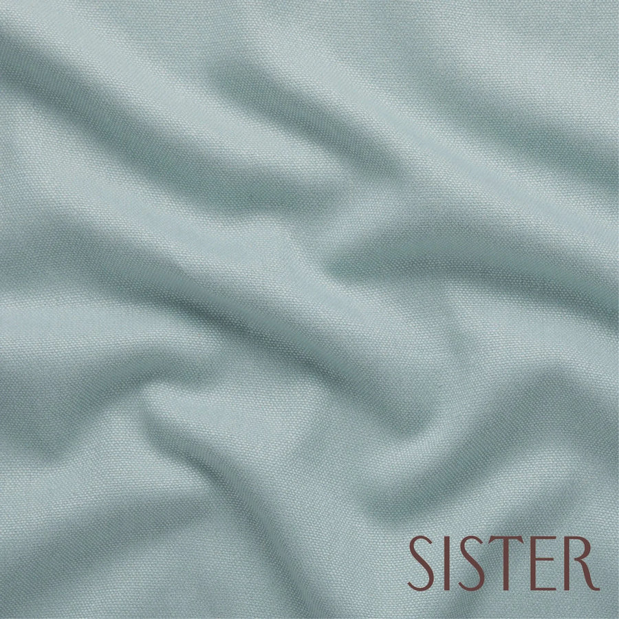 KATE-TAYLOR-COLLECTIVE-YARN-COLLECTIVE-SACHA-LINEN-SKY-FABRIC-LOOSE-SAMPLE